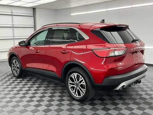 Used 2020 Ford Escape SEL image 17