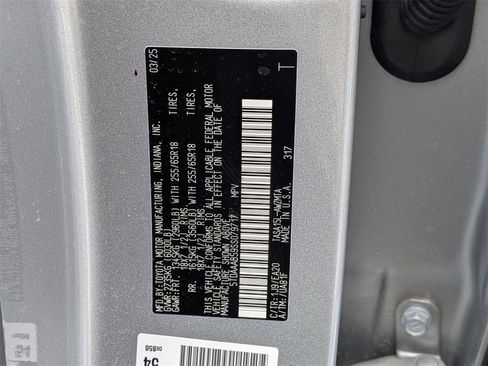 Used 2025 Toyota Grand Highlander AWD image 42