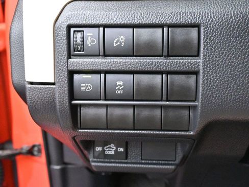 Used 2024 Toyota Tacoma TRD Off-Road AWD/4WD image 19