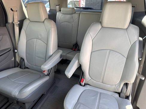 Used 2013 GMC Acadia SLT AWD/4WD image 15