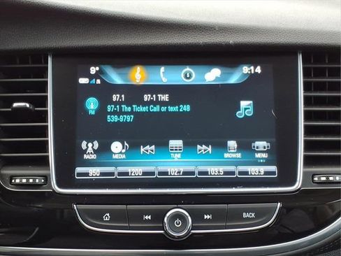 Used 2021 Buick Encore Preferred image 16