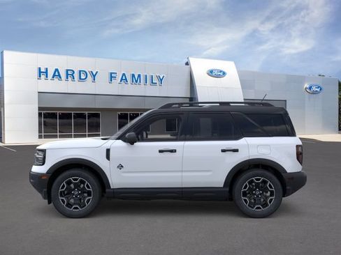 New 2026 Ford Bronco Sport Outer Banks w/ Outer Banks Tech Package+ AWD/4WD image 3