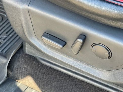 Used 2020 Ford F150 Lariat w/ Equipment Group 502A Luxury image 11