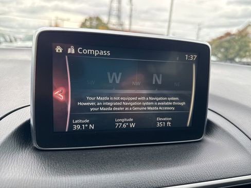 Used 2015 MAZDA MAZDA3 i Touring image 28