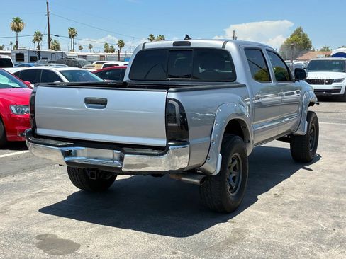 Used 2014 Toyota Tacoma 4x4 Double Cab w/ TRD Sport Package image 8