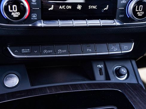 Certified 2024 Audi Q5 2.0T Premium Plus w/ Premium Plus Package image 19