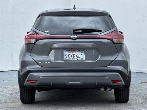 Used 2023 Nissan Kicks S w/ Interior Electronics Package FWD image 4