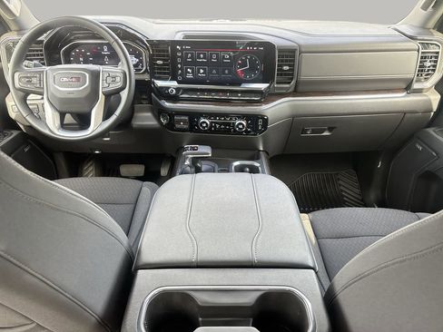 Used 2025 GMC Sierra 1500 Elevation w/ Preferred Package image 7