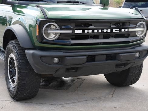 Used 2022 Ford Bronco Outer Banks w/ Sasquatch Package image 28