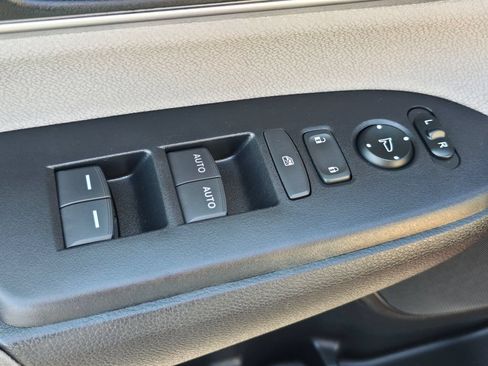 Certified 2022 Honda CR-V EX image 19
