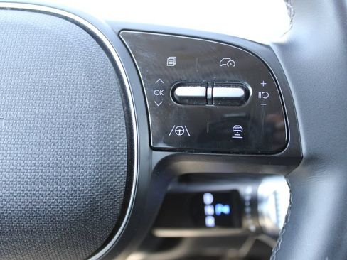 Used 2024 Hyundai Ioniq 5 Limited AWD/4WD image 18