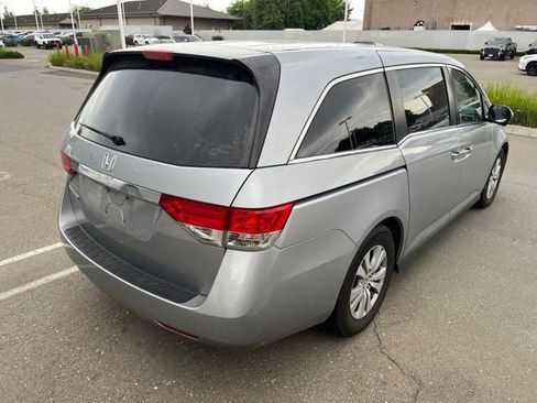 Used 2016 Honda Odyssey EX image 5