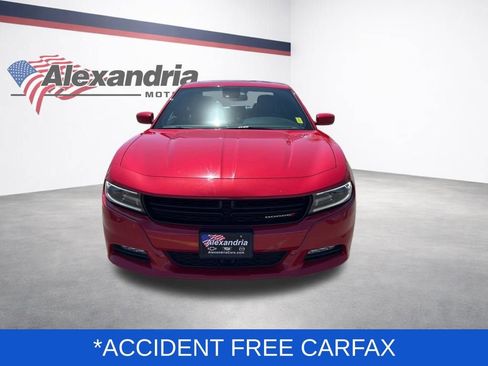 Used 2015 Dodge Charger SXT w/ AWD Premium Group image 2