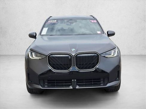 Used 2025 BMW X3 xDrive30i w/ Premium Package AWD/4WD image 2