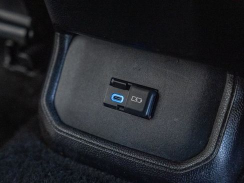 Used 2022 Toyota Highlander XSE image 34