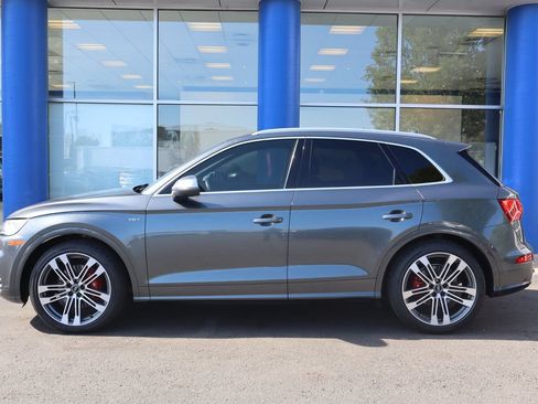 Used 2018 Audi SQ5 Premium Plus w/ S Sport Package AWD/4WD image 2