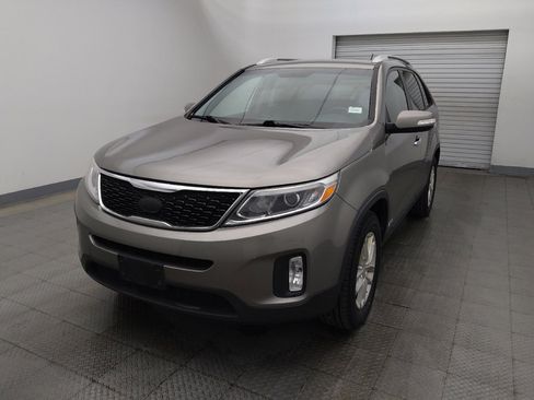 Used 2014 Kia Sorento LX AWD/4WD image 15