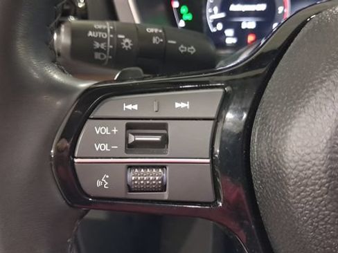 Used 2025 Honda Pilot Elite image 30