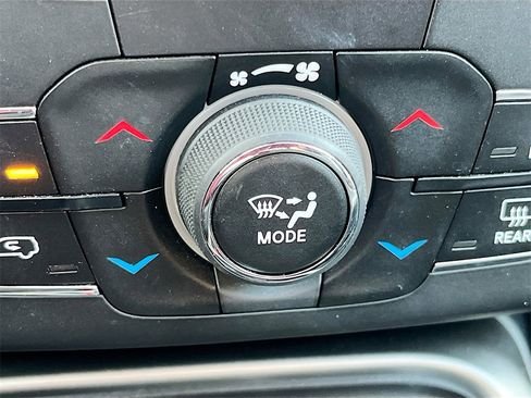 Used 2019 Jeep Compass Latitude image 20