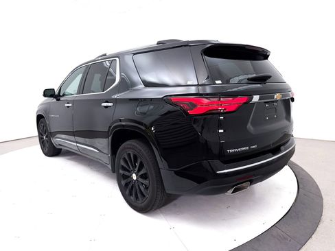 Used 2023 Chevrolet Traverse Premier AWD/4WD image 2