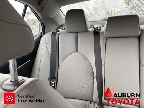 Certified 2021 Toyota Camry XLE FWD image 19