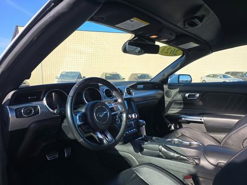 Used 2023 Ford Mustang Premium image 11