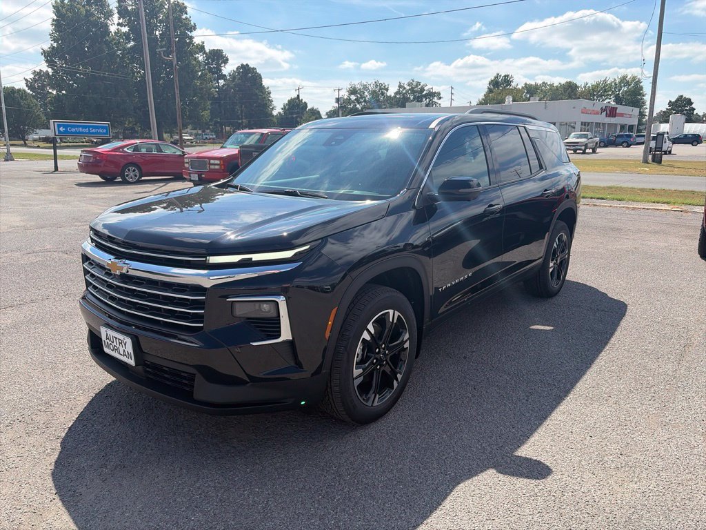 New 2027 Chevrolet Traverse LT w/ Sun and Wheel Package AWD/4WD image 2