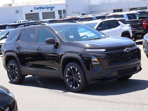 New 2026 Chevrolet Equinox RS FWD image 2