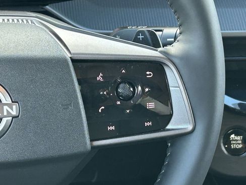 Certified 2025 Nissan Murano SV image 27