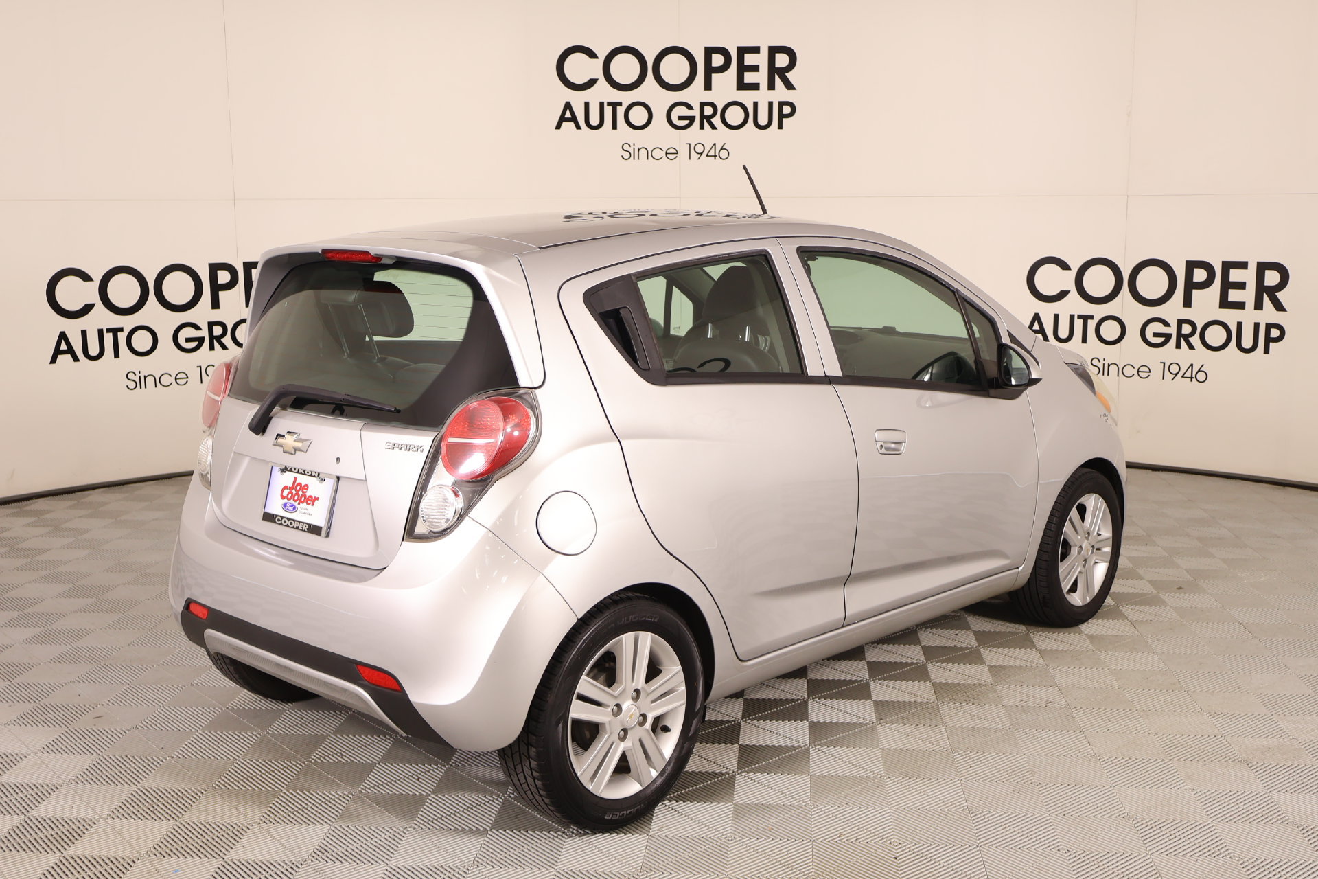 Used 2015 Chevrolet Spark LT FWD image 18