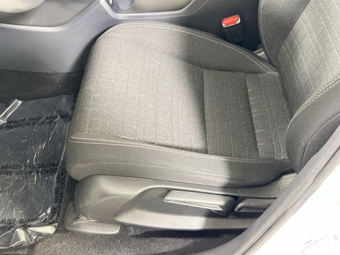 Used 2023 Honda HR-V LX image 18