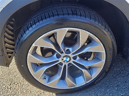 Used 2017 BMW X3 xDrive28i image 7