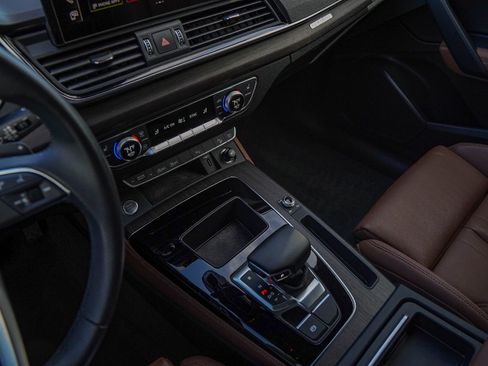 Used 2022 Audi Q5 2.0T Premium Plus image 16