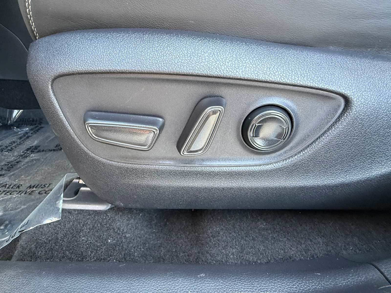Certified 2023 Toyota RAV4 XLE Premium AWD/4WD image 16
