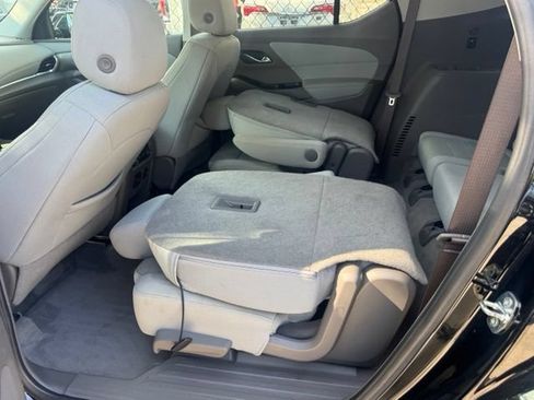 Used 2020 Chevrolet Traverse LT AWD/4WD image 4