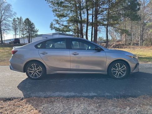 Certified 2024 Kia Forte GT-Line image 4
