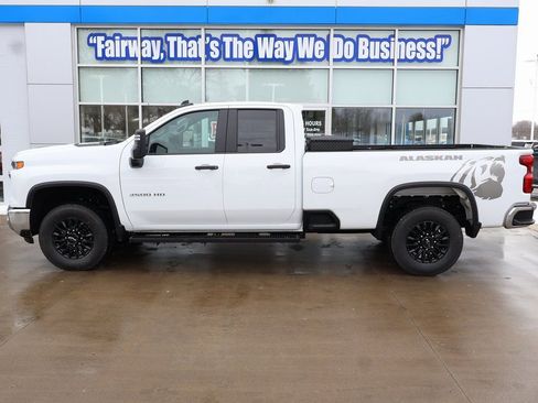 New 2026 Chevrolet Silverado 3500 W/T image 8