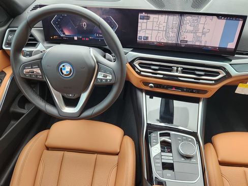 Used 2023 BMW 330e w/ Premium Package RWD image 27