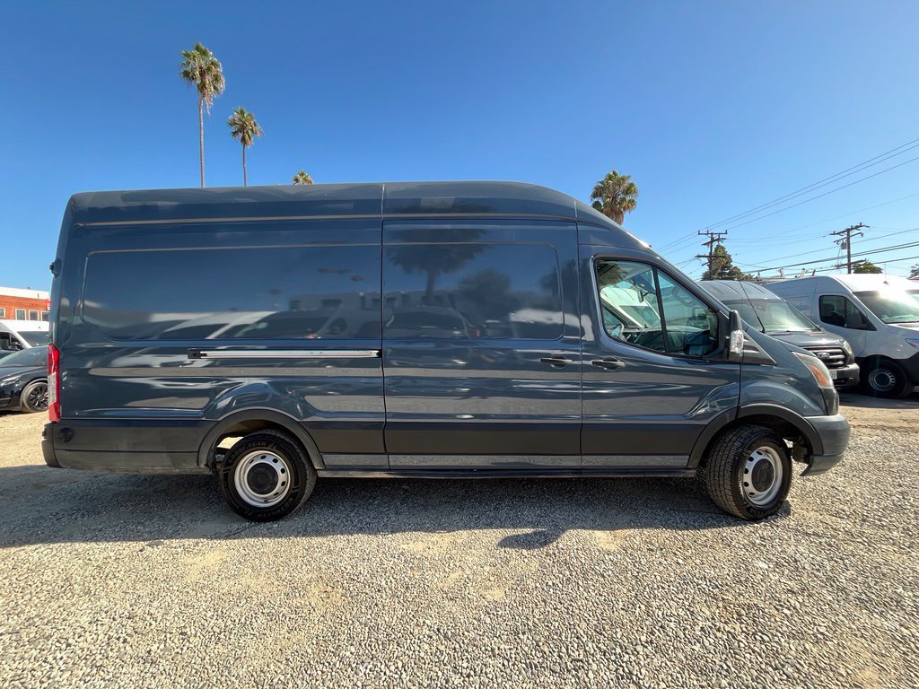 Used 2019 Ford Transit 250 148 High Roof Extended RWD image 3