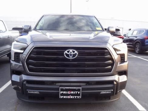 Used 2023 Toyota Sequoia SR5 image 2