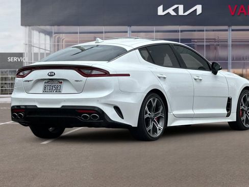 Used 2018 Kia Stinger GT2 RWD image 4