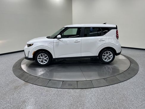 New 2025 Kia Soul LX image 8