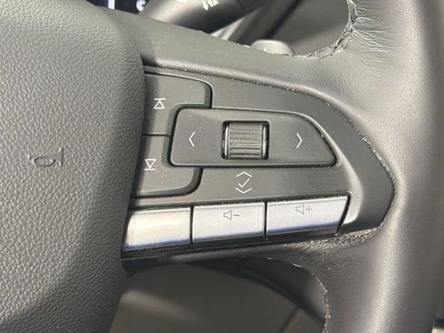 Used 2023 Cadillac XT4 Premium Luxury FWD image 12