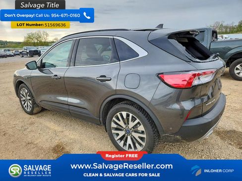 Used 2020 Ford Escape Titanium w/ Titanium Premium Package 2.0 AWD/4WD image 3