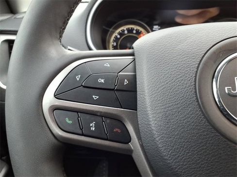 Certified 2022 Jeep Cherokee Latitude Lux image 21