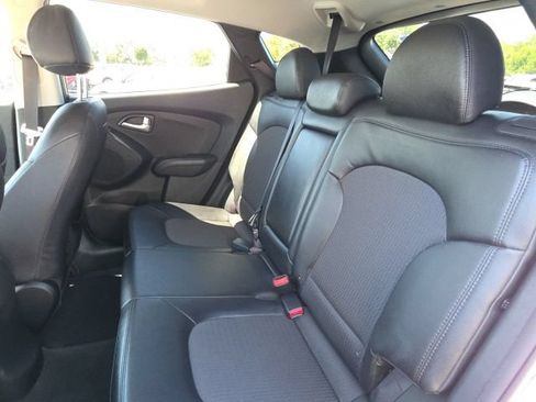 Used 2013 Hyundai Tucson GLS FWD image 6