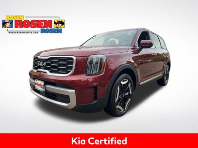 Used 2023 Kia Telluride S w/ S Sunroof Package
