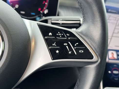 Used 2023 Mercedes-Benz GLC 300 GLC 300 image 29