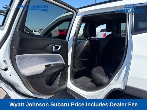 Used 2024 Jeep Compass Latitude AWD/4WD image 23