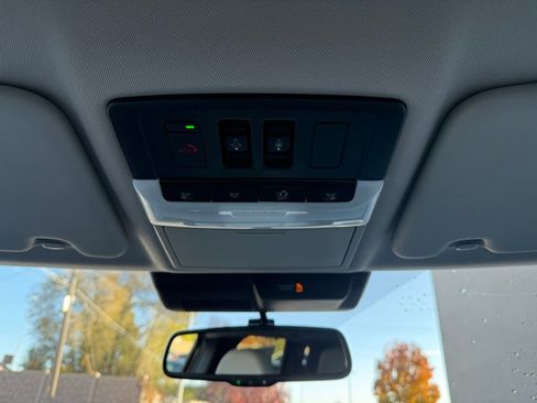 New 2025 Mitsubishi Outlander SEL AWD/4WD image 18
